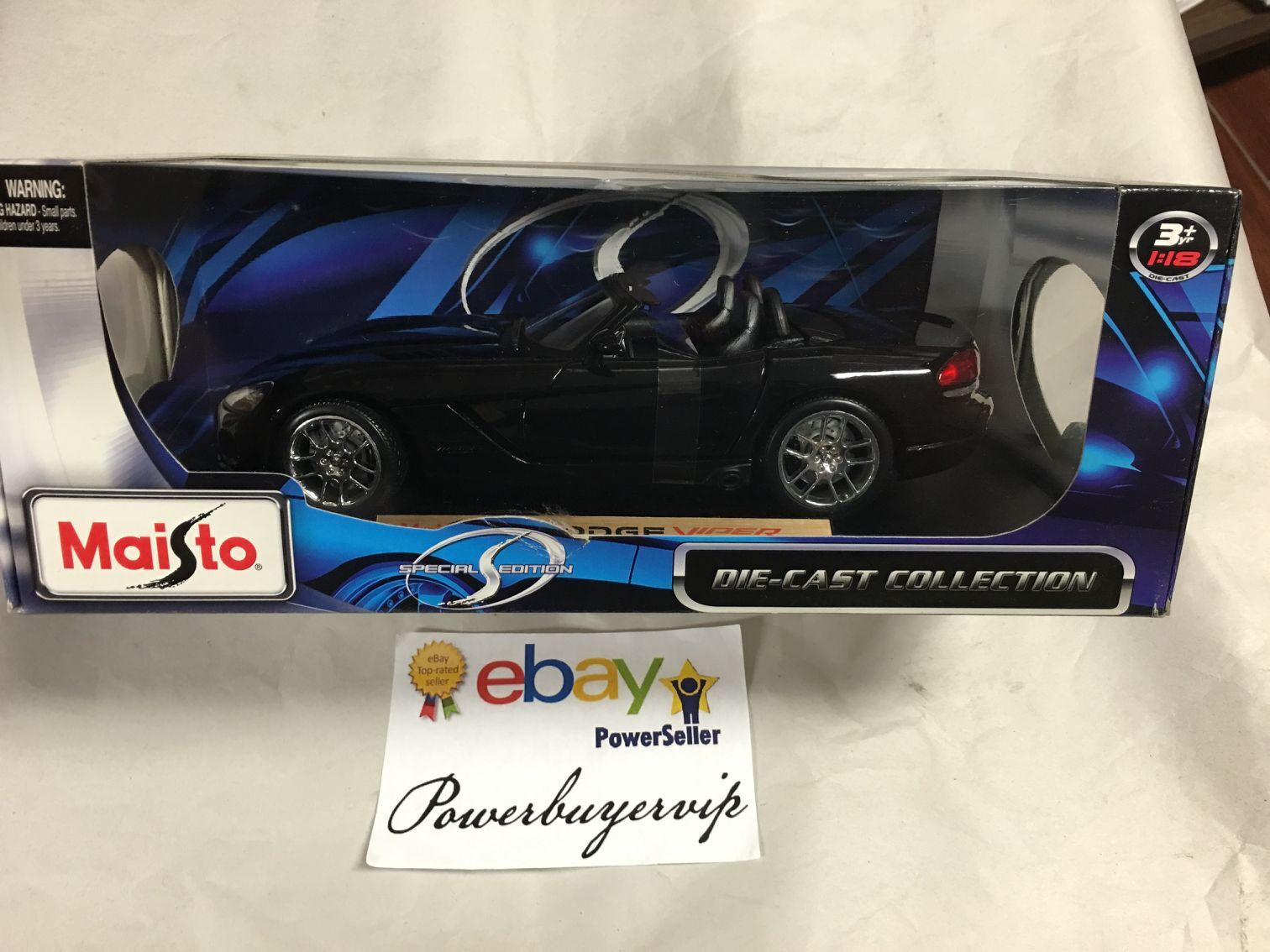 Maisto 1:18 Special Edition DODGE Viper SRT Diecast Car - Black - Click Image to Close